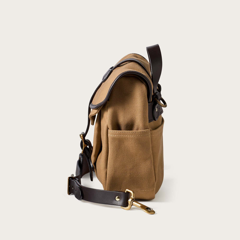 Rugged twill small field bag par Filson | Tan (Beige)