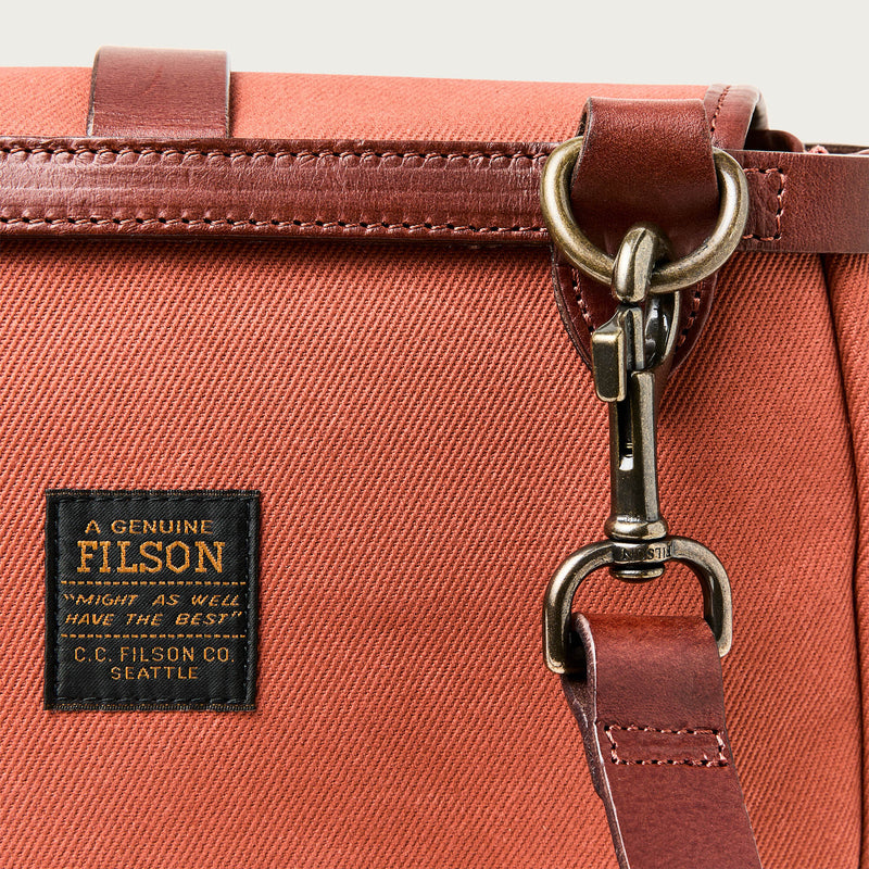 Xs field bag par Filson | Light rust (Red)