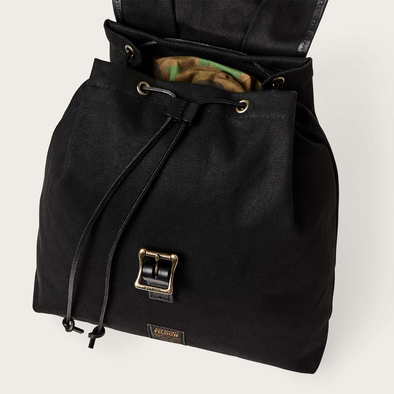 Rugged twill drawstring backpack di Filson | Black (Black)