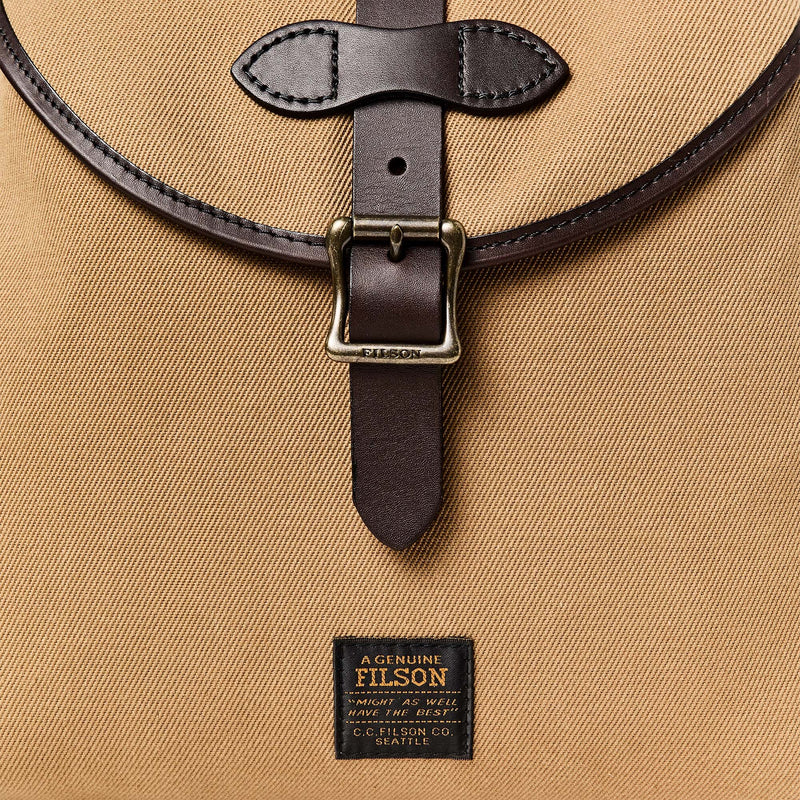 Rugged twill drawstring backpack von Filson | Tan (Beige)