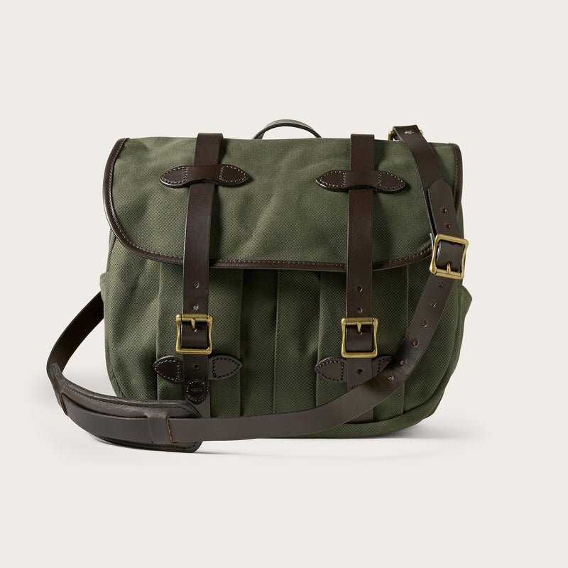 Rugged twill medium field bag von Filson | Otter green (Green)