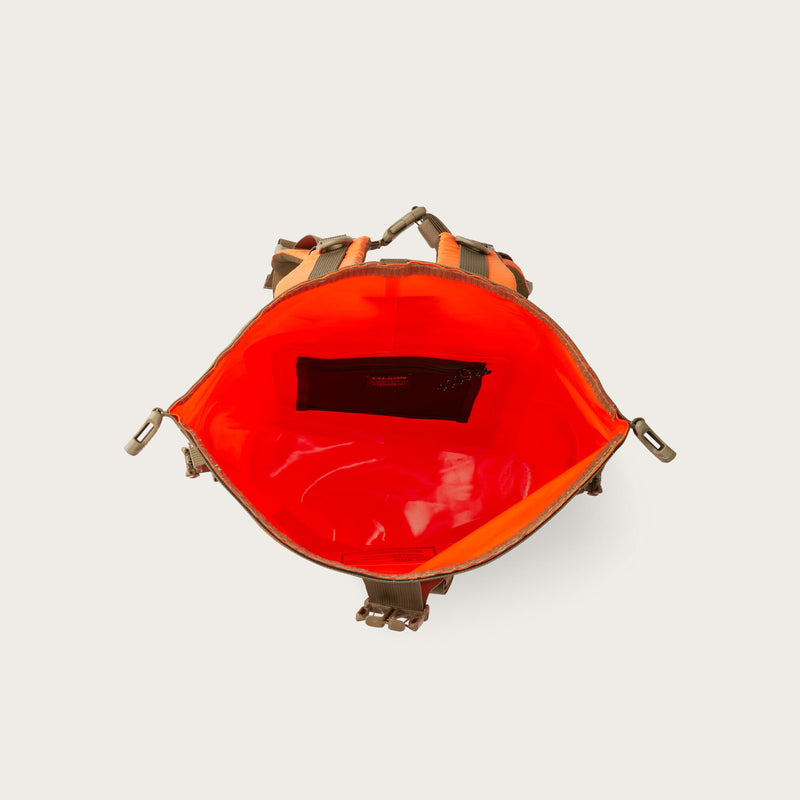 Dry backpack par Filson | Flame (Orange)