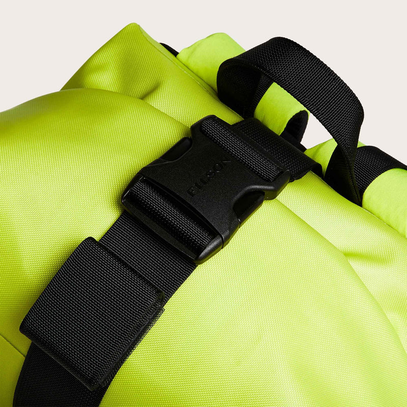 Dry backpack di Filson | Laser green (Green)