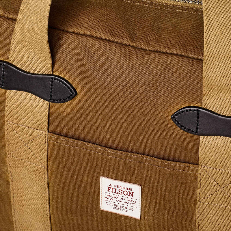 Tin cloth zipper tote bag von Filson | Dark tan (Beige)