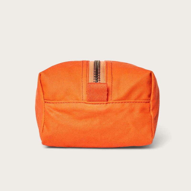 Tin cloth travel kit von Filson | Flame (Orange)