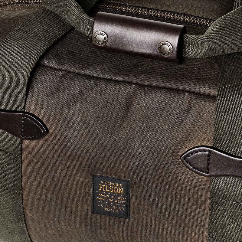 Small tin cloth duffle bag di Filson | Otter green (Green)