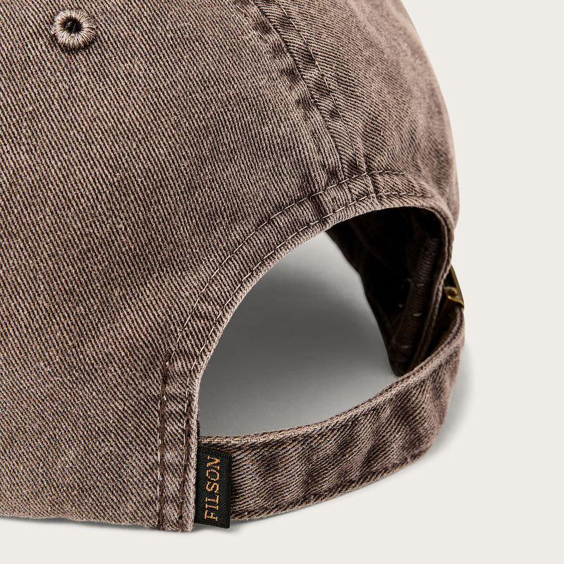 Washed low-profile logger cap di Filson | Washed brown (Brown)