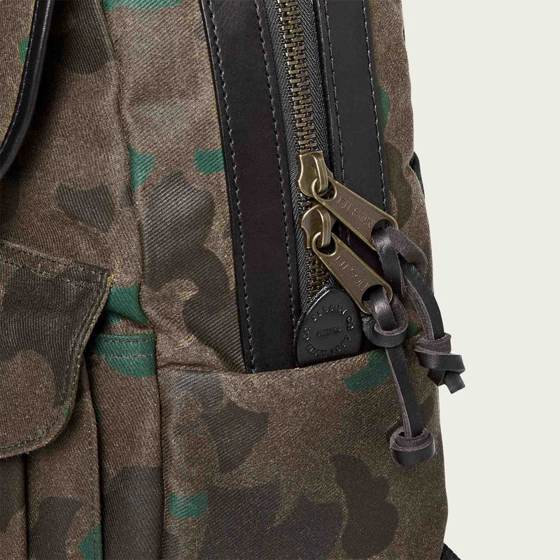 Large waxed rugged twill rucksack by Filson | Dark wax shrub camo (Gray)