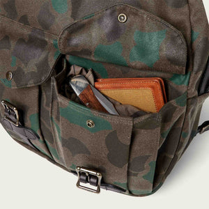 Large waxed rugged twill rucksack by Filson | Dark wax shrub camo (Gray)