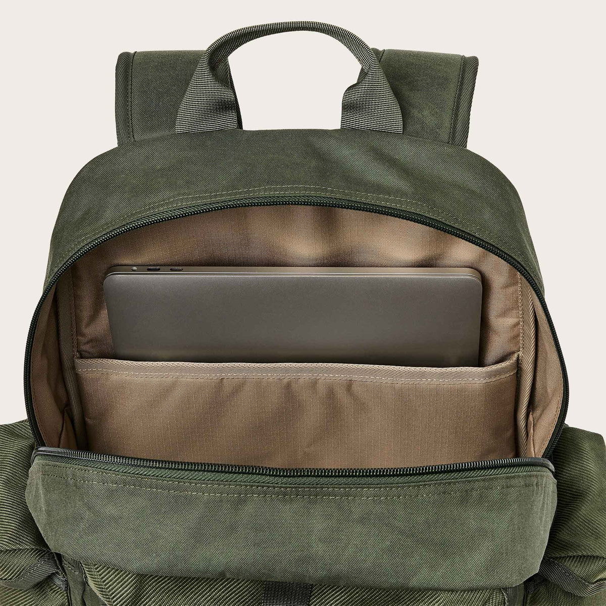 Filson Surveyor Crossbody Pack - Zaino A Tracolla Nylon Nero Nuovo Con Etichette