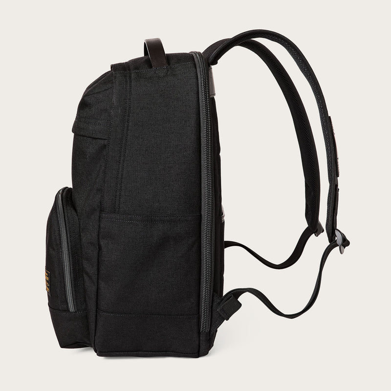 Dryden backpack di Filson | Black (Black)