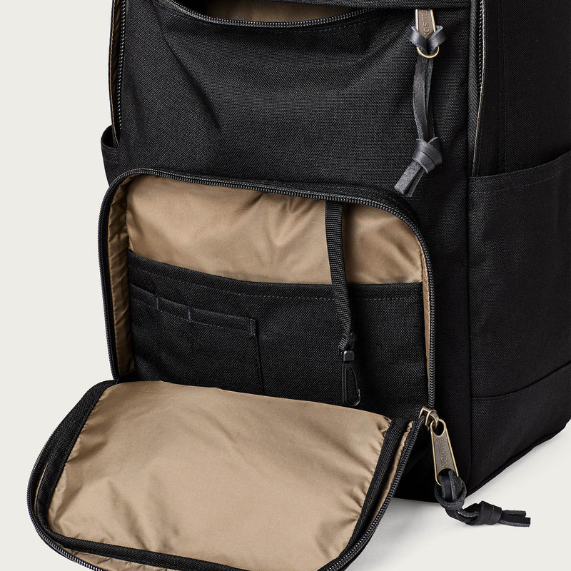 Dryden backpack di Filson | Black (Black)