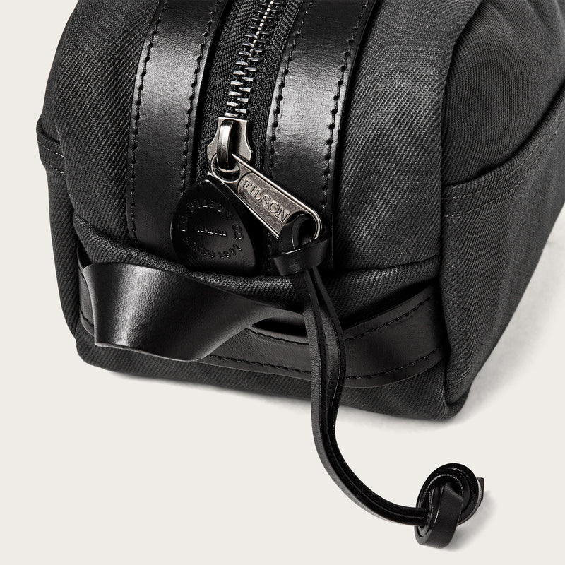 Travel pack by Filson | Black (Black)