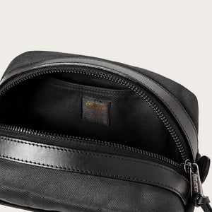 Travel pack by Filson | Black (Black)