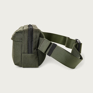 Dryden crossbody bag di Filson | Otter green (Green)