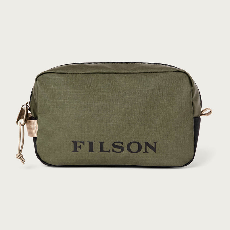 All-weather travel pack di Filson | Olive / black / covert (Green)