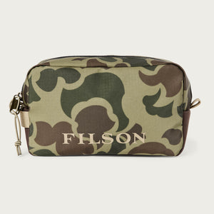 All-weather travel pack von Filson | Tundra shrub camo (Green)