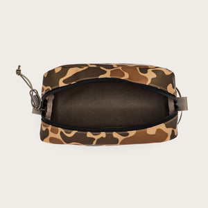 All-weather dopp kit by Filson | Buckskin camo (Multicolor)