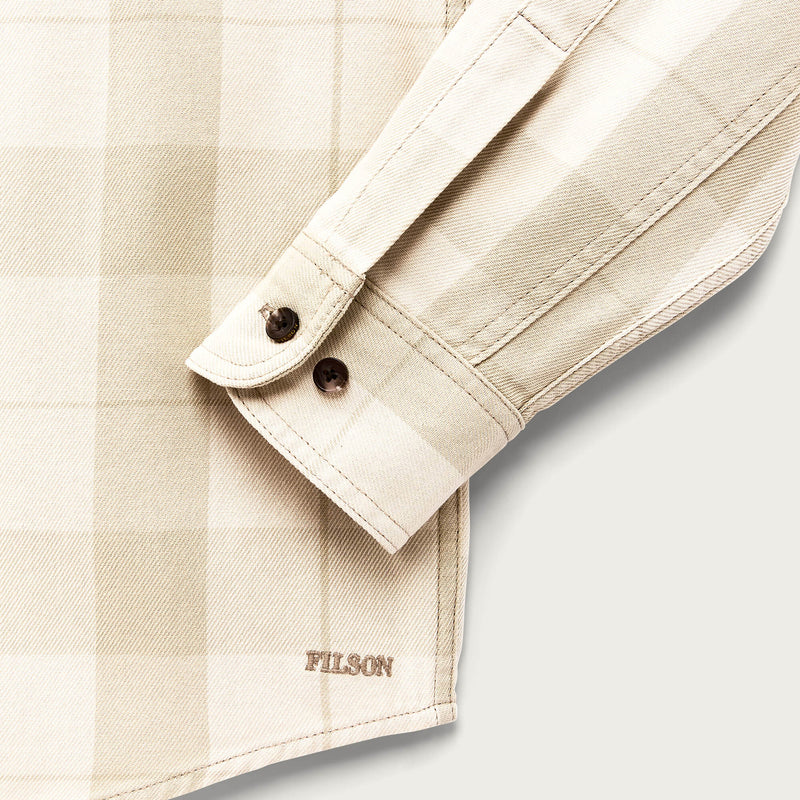 Vintage wash alaskan guide shirt by Filson | Sand / stone plaid (Beige)