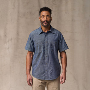 Short sleeve chambray shirt di Filson | Vintage fade chambray (Blue)