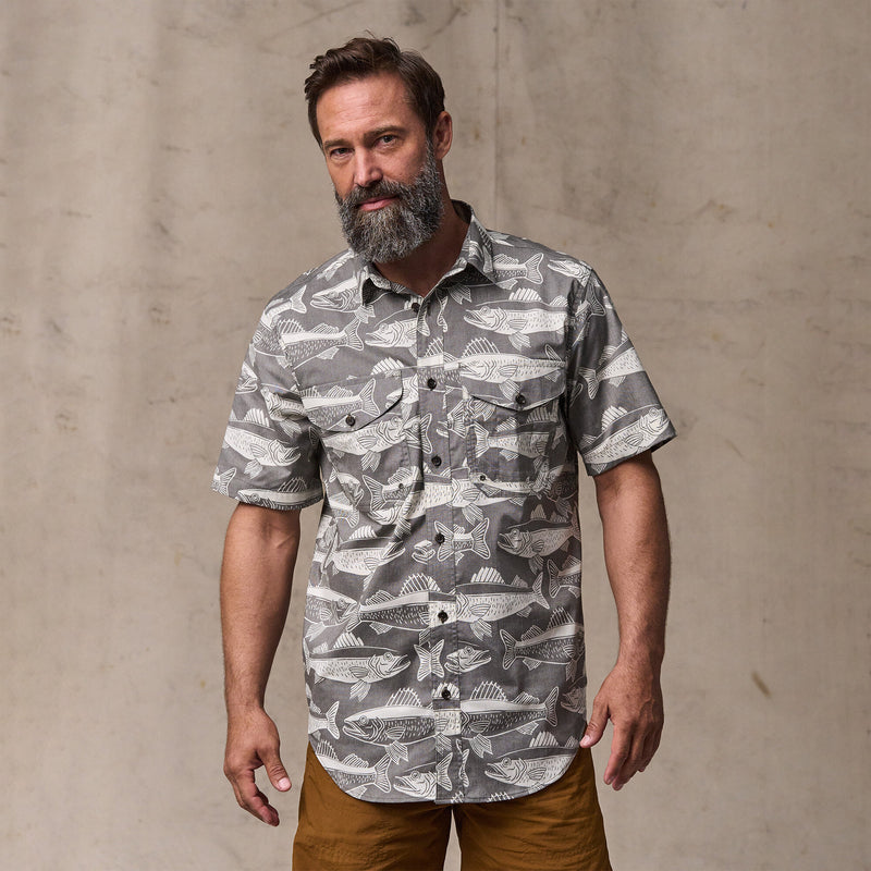 Twin lakes short sleeve sport shirt di Filson | Beluga / print (Gray)