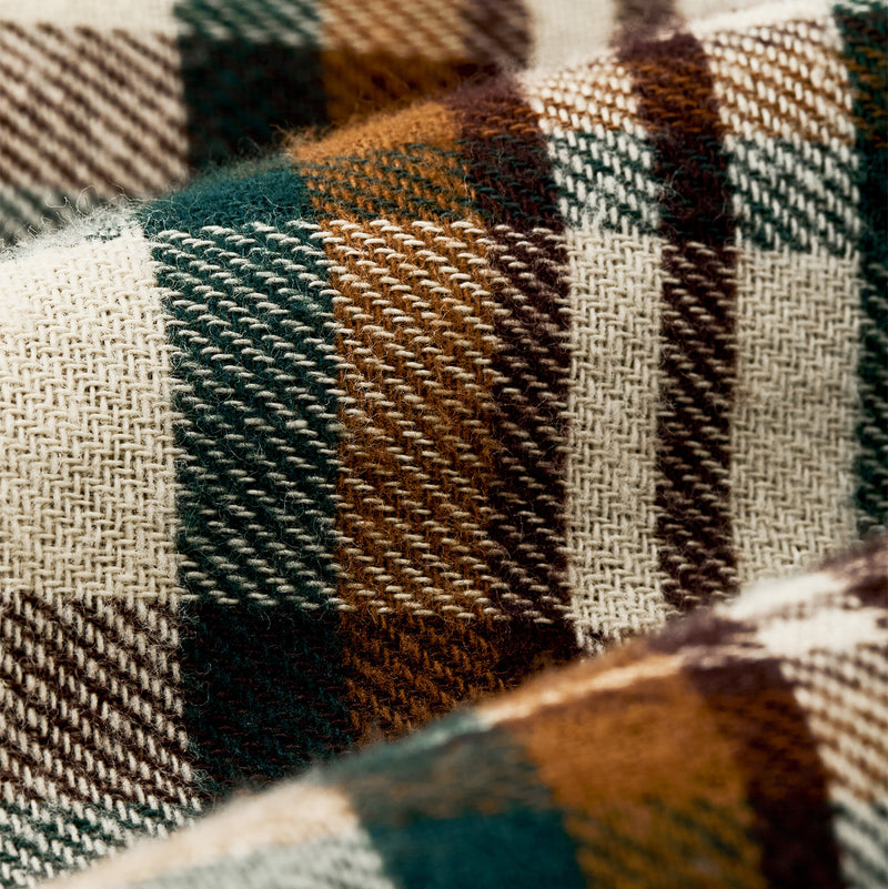 Rangeland flannel shirt di Filson | Green / bronze plaid (Green)