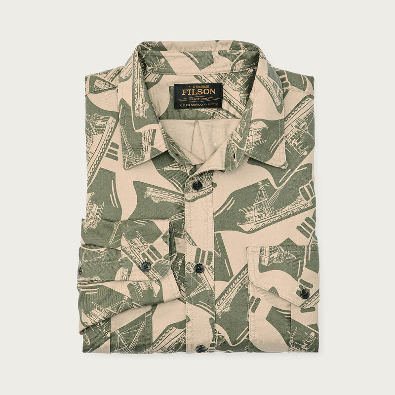 Lightweight alaskan guide shirt di Filson | Khaki / print (Green)