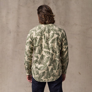 Lightweight alaskan guide shirt di Filson | Khaki / print (Green)