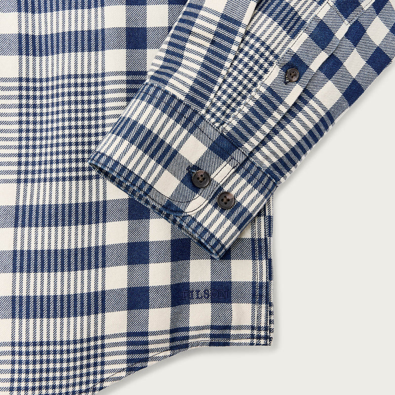 Lightweight alaskan guide shirt von Filson | Indigo multi plaid (Blue)