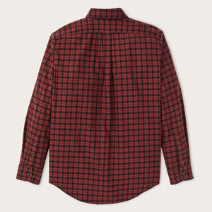 Lightweight alaskan guide shirt von Filson | Port / black plaid (Red)