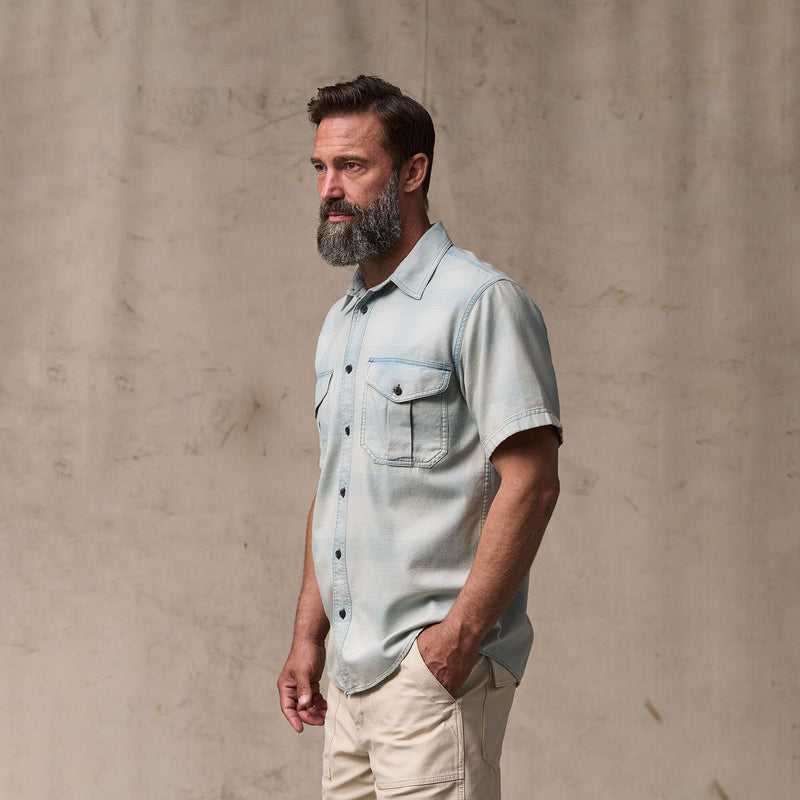 Short sleeve lightweight alaskan guide shirt di Filson | Indigo plaid (Blue)