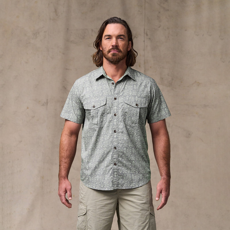 Filson's washed short sleeve feather cloth shirt von Filson | Khaki / print (Green)