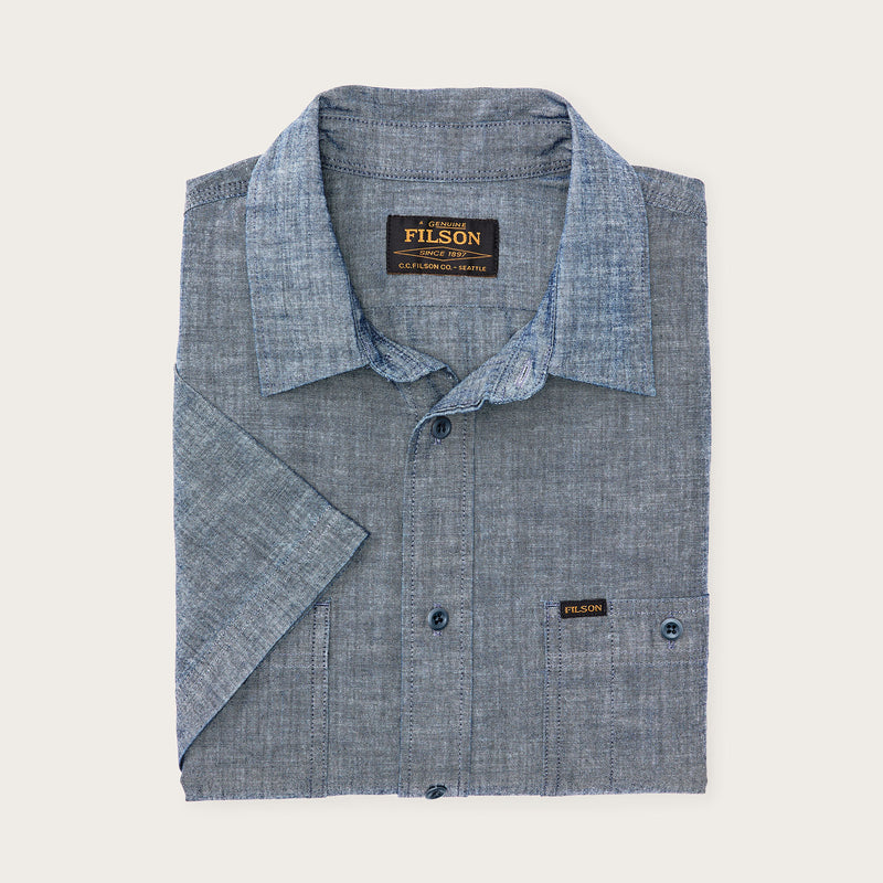 Short sleeve embroidered chambray shirt di Filson | Rinsed indigo chambray (Blue)