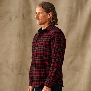 8-oz. wool guide shirt von Filson | Wine / black plaid (Red)