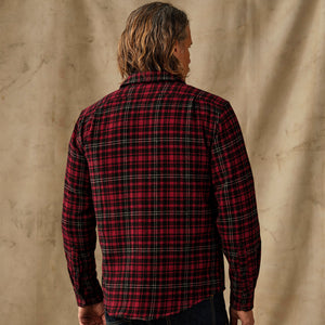 8-oz. wool guide shirt von Filson | Wine / black plaid (Red)