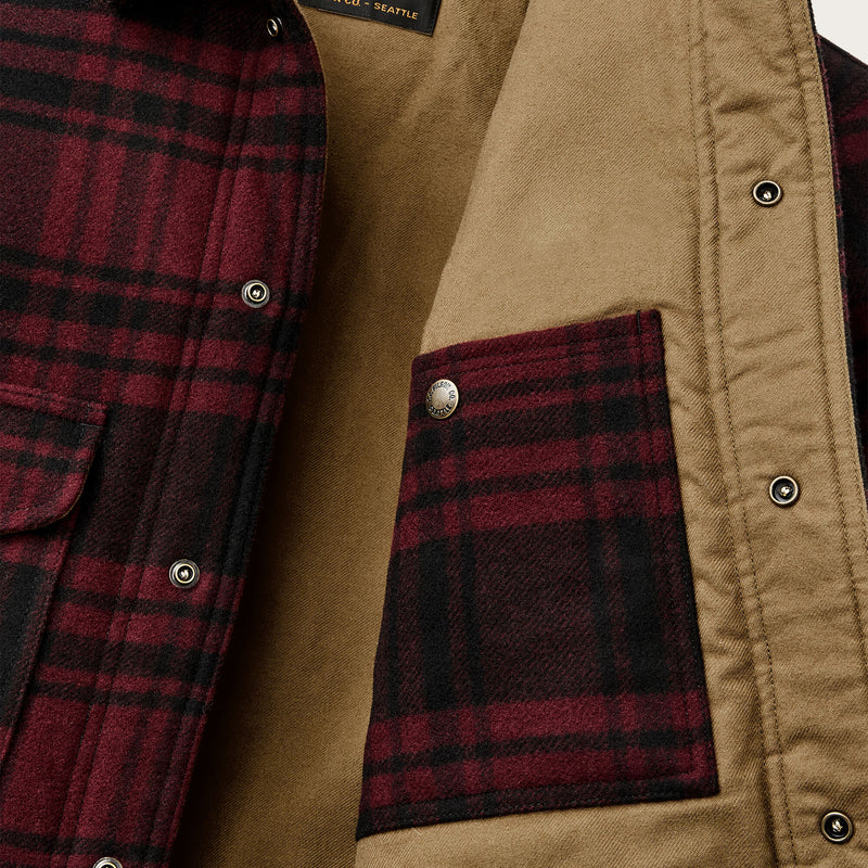 Spokane insulated cruiser par Filson | Port / black plaid (Red)