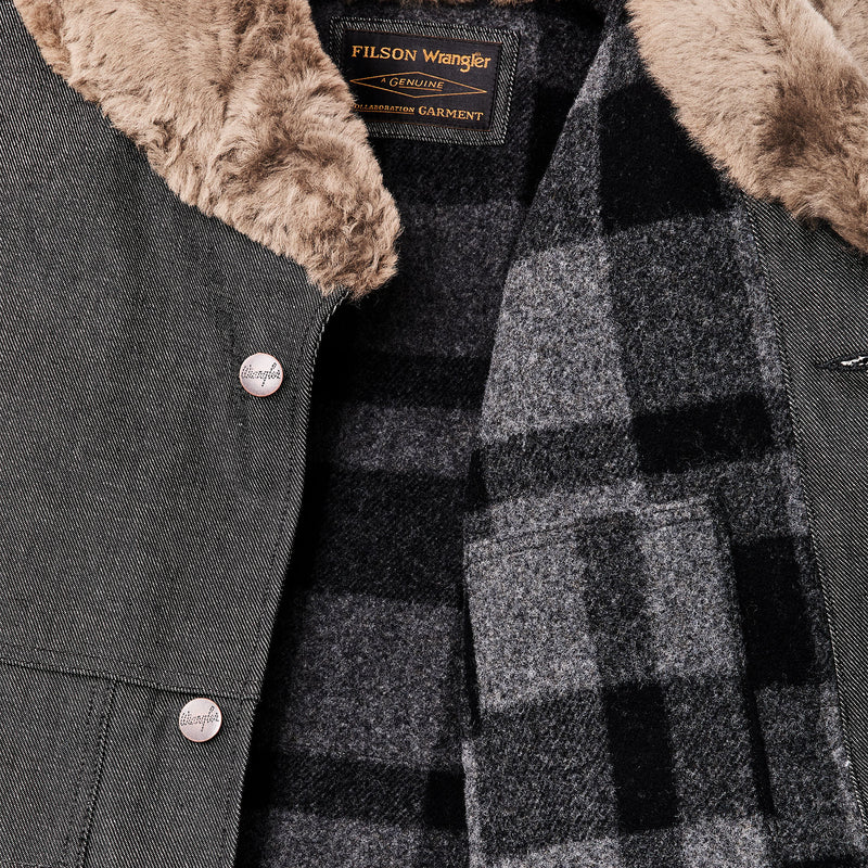 Wrangler x filson packer coat by Filson | Black (Gray)