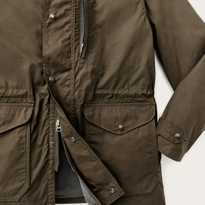 Dry wax mile marker coat par Filson | Burnt olive (Green)