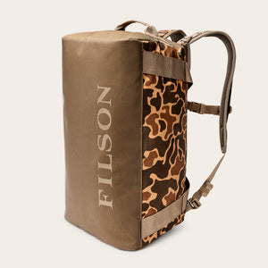 All-weather 40l duffle bag by Filson | Buckskin camo (Multicolor)