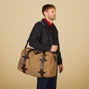 Medium duffle bag by Filson | Tan (Beige)