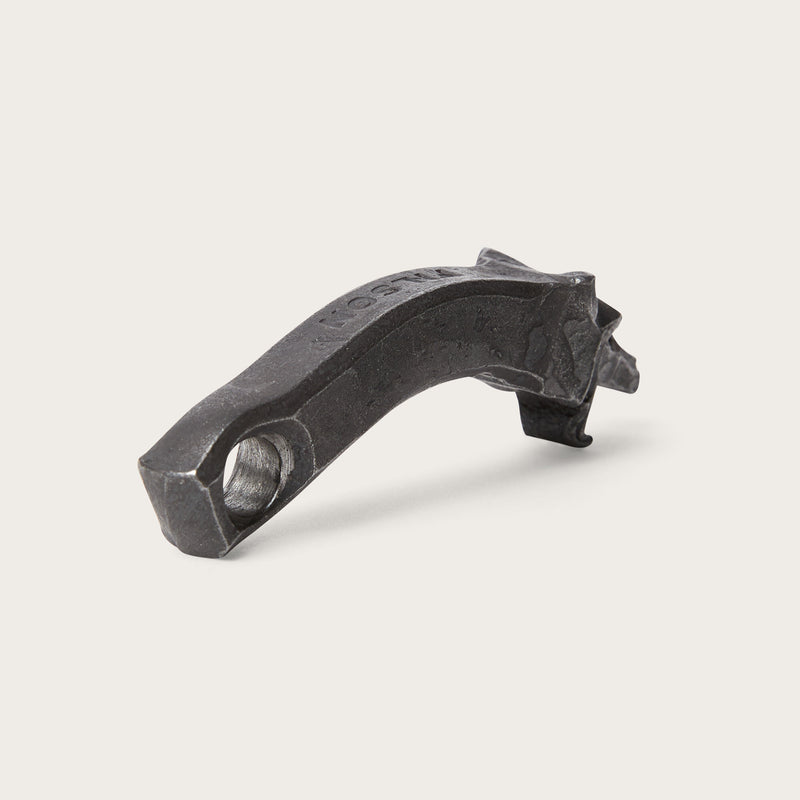 Howling wolf bottle opener by Filson | Steel (Silver)