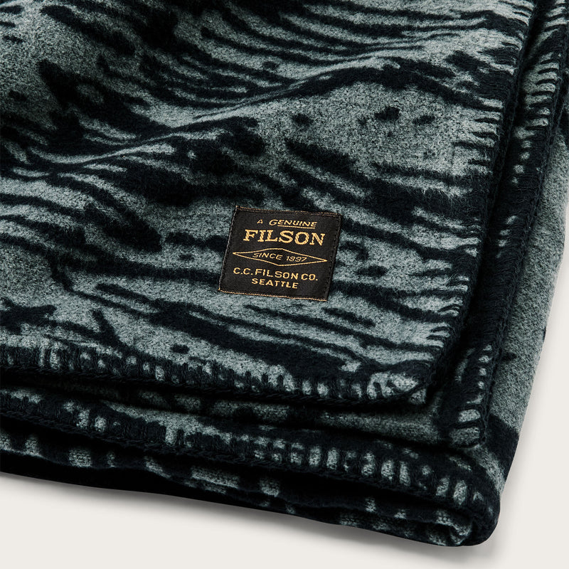Couverture en coton par Filson | Balsam green / marsh (Blue)