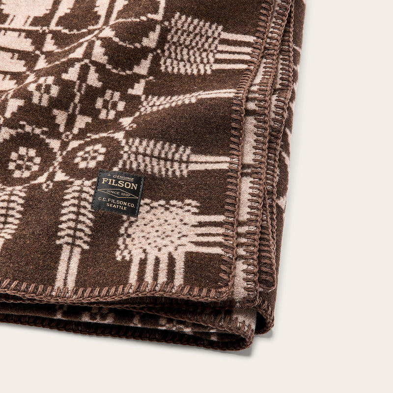 Jacquard wool-blend blanket von Filson | Port (Brown)