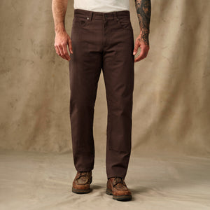 Dry tin cloth double front pants di Filson | Seal brown (Brown)
