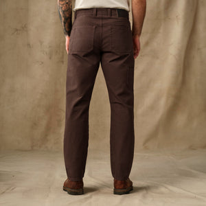 Dry tin cloth double front pants di Filson | Seal brown (Brown)