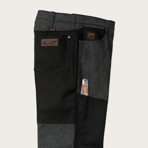 Jeans wild adventure wrangler x filson di Filson | Black (Gray)