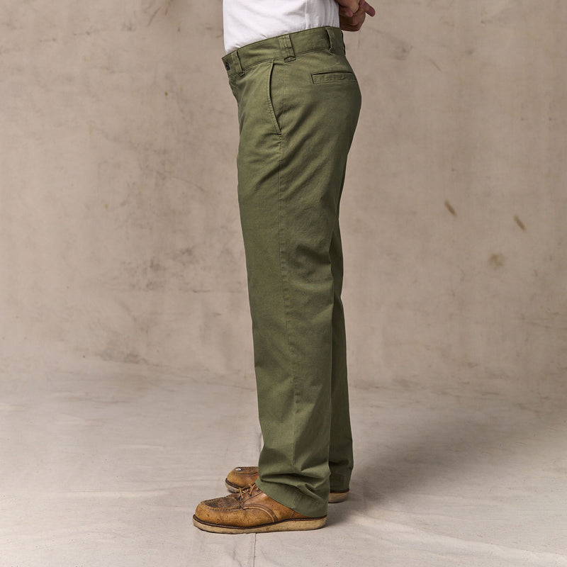 Granite mountain flat front pants di Filson | Burnt olive (Green)
