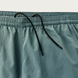 Oxbow lake trunks par Filson | Dark forest (Green)