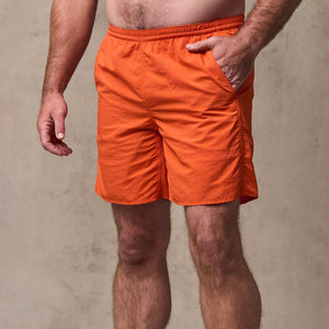 Oxbow lake trunks di Filson | Flame (Orange)