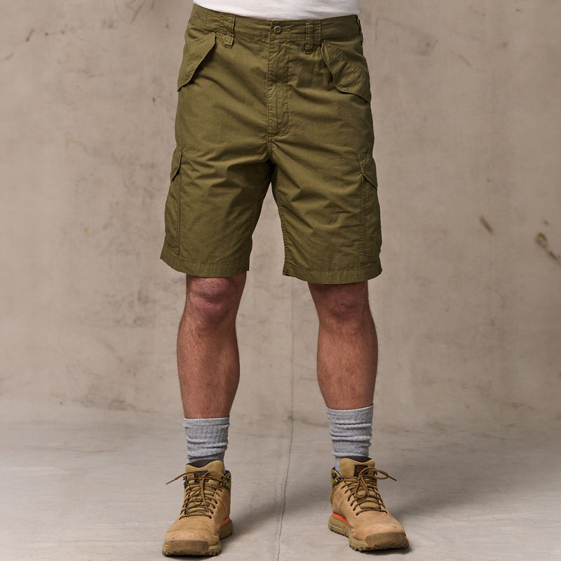 Tropical poplin cargo shorts di Filson | Military olive (Green)